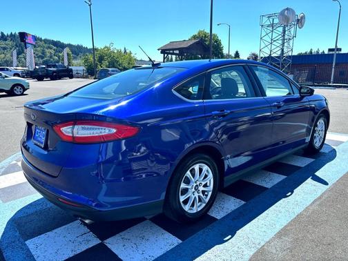 2015 Ford Fusion S