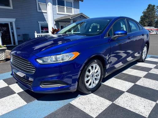 2015 Ford Fusion S