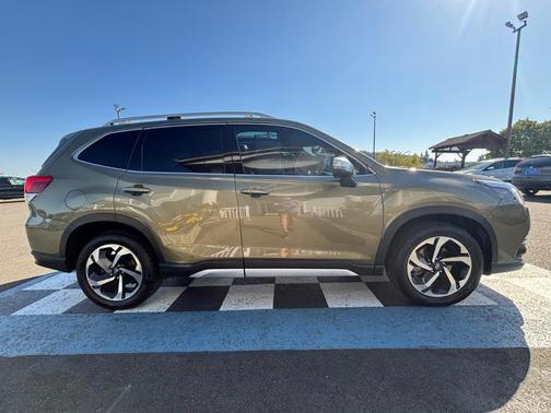 2022 Subaru Forester Touring