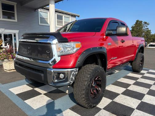 2016 Toyota Tundra SR5
