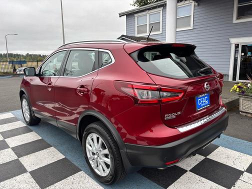 2020 Nissan Rogue Sport SV