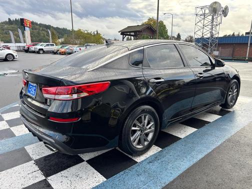 2020 Kia Optima LX