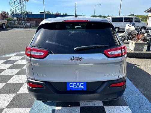 2014 Jeep Cherokee Sport 4WD