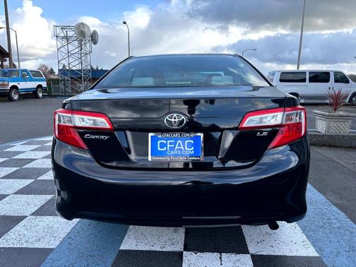 2014 Toyota Camry LE