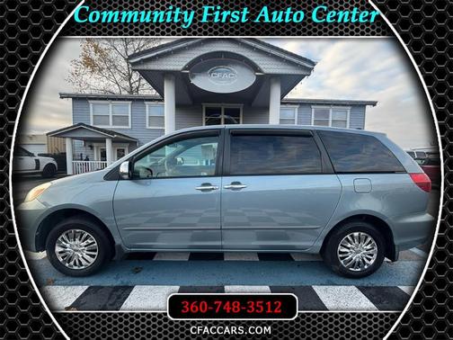 2004 Toyota Sienna CE