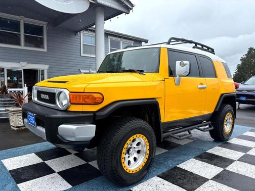 2008 Toyota FJ Cruiser Base (Retail Orders Only) (A5)