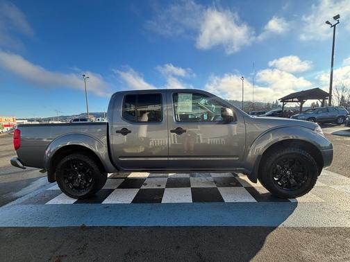 2020 Nissan Frontier SV