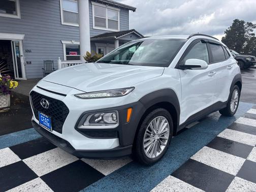 2020 Hyundai KONA SEL