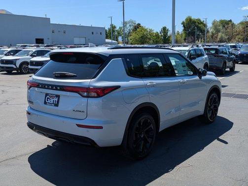 Alpine Frost 2026 Nissan Rogue Platinum