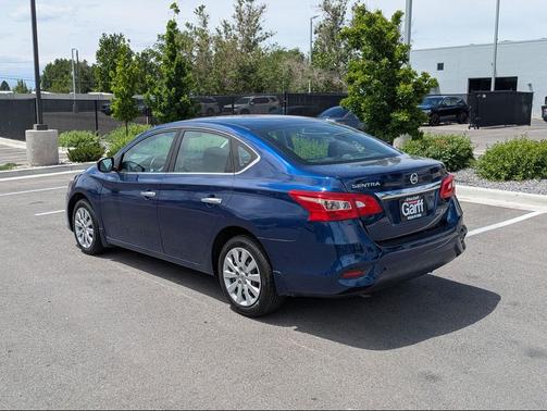 Deep Blue Pearl 2019 Nissan Sentra S