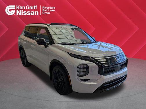 Alpine Frost 2026 Nissan Rogue Platinum