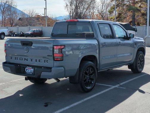 Boulder Gray Pearl 2026 Nissan Frontier SV