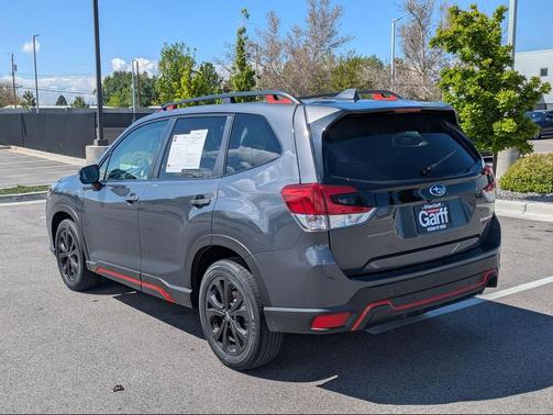Magnetite Gray Metallic 2022 Subaru Forester Sport