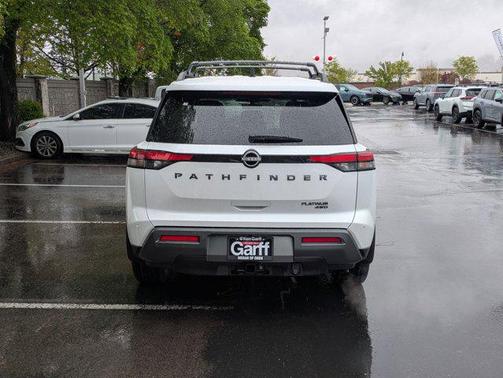 Everest White Pearl Tricoat 2026 Nissan Pathfinder Platinum