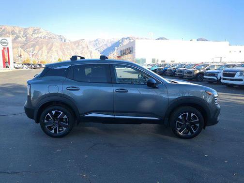 Gun Metallic 2026 Nissan Kicks SV