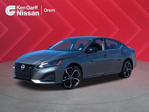 Gun Metallic 2024 Nissan Altima SR Intelligent AWD
