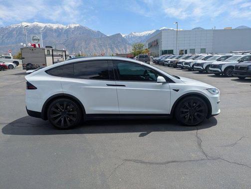Pearl White Multi-Coat 2023 Tesla Model X Standard Range