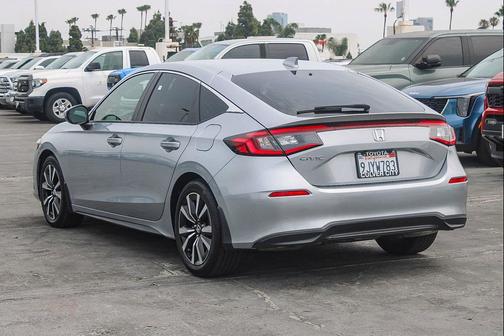 Lunar Silver Metallic 2024 Honda Civic EX-L