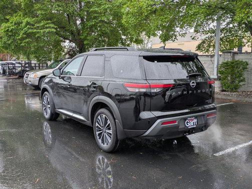 Super Black 2026 Nissan Pathfinder Platinum