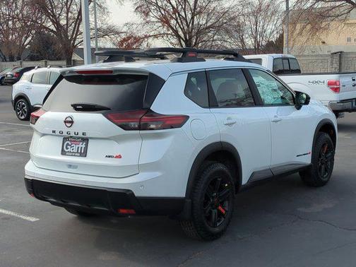 Everest White Pearl Tricoat 2026 Nissan Rogue Rock Creek