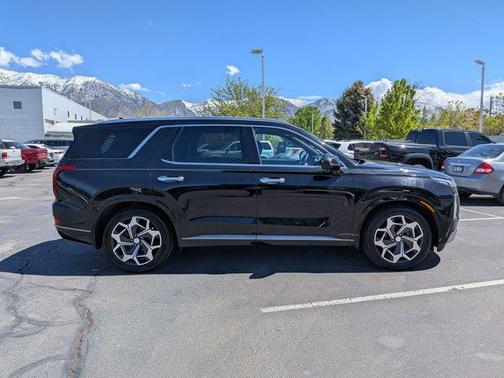 Abyss Black Pearl 2022 Hyundai PALISADE Calligraphy
