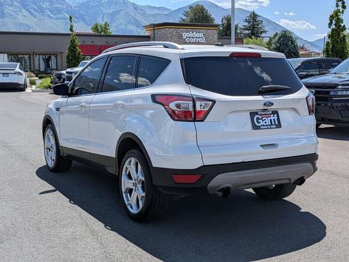White Platinum Clearcoat Metallic 2017 Ford Escape Titanium