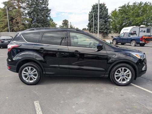 Shadow Black 2018 Ford Escape SE