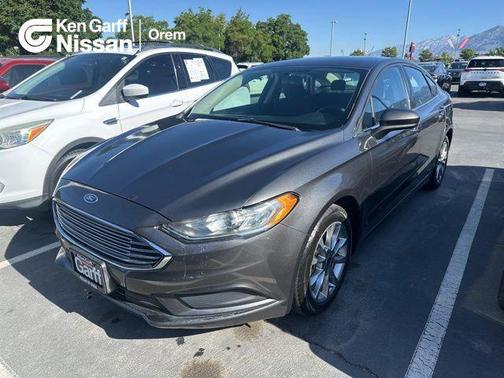Magnetic 2017 Ford Fusion SE