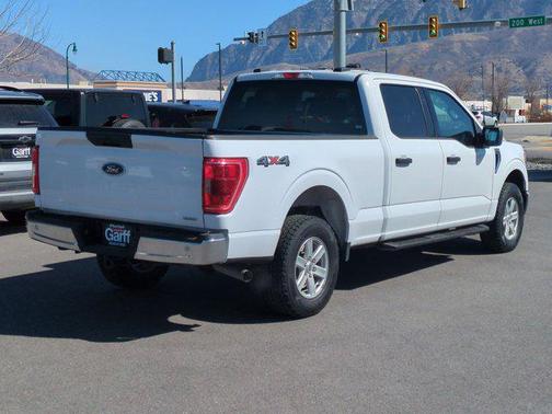 Oxford White 2022 Ford F-150 XLT