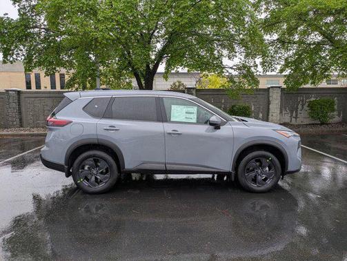 Boulder Gray Pearl 2026 Nissan Rogue SV