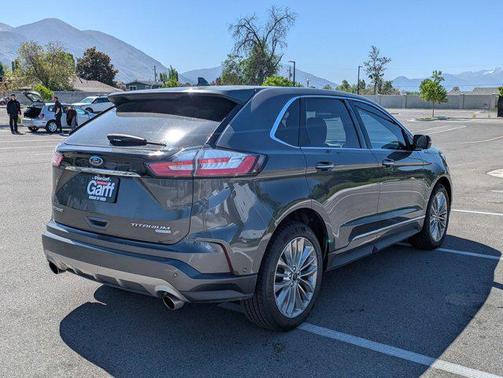 Magnetic Metallic 2020 Ford Edge Titanium