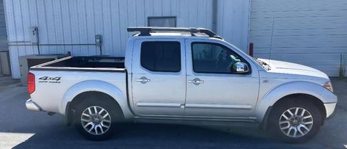 Brilliant Silver 2012 Nissan Frontier SL