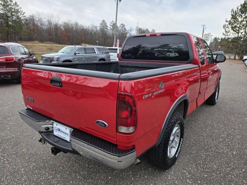 2002 Ford F-150 XLT