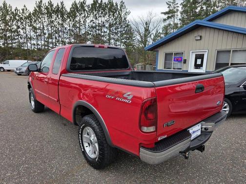 2002 Ford F-150 XLT