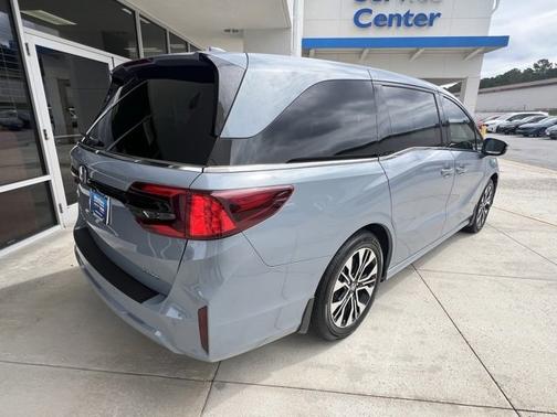 2025 Honda Odyssey 