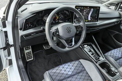 2025 Volkswagen Golf R 2.0T Black Edition