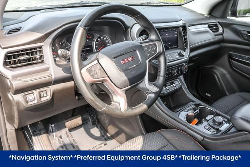 2023 GMC Acadia AT4