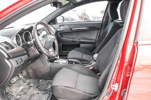 2017 Mitsubishi Lancer ES