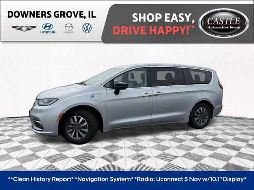 Silver Mist Clearcoat 2024 Chrysler Pacifica Hybrid Select