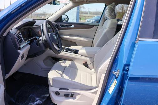 2025 Volkswagen Atlas 2.0T SEL