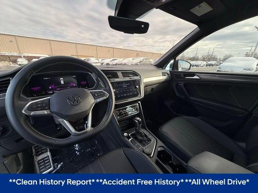 2023 Volkswagen Tiguan 2.0T SE R-Line Black