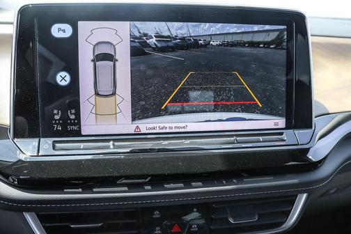 2025 Volkswagen Atlas 2.0T SE