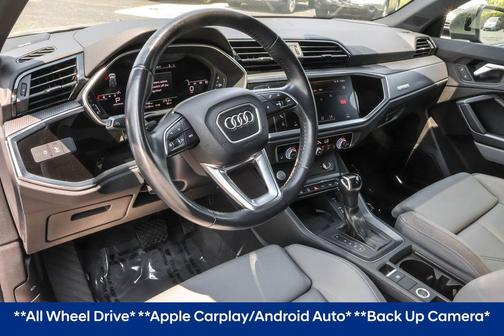 2020 Audi Q3 45 S line Prestige