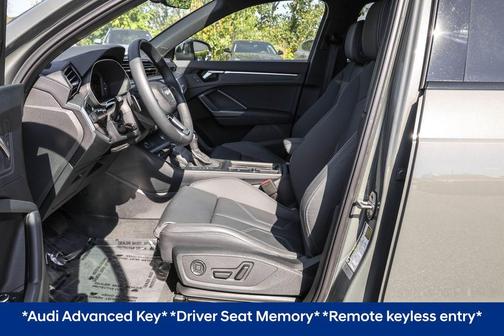 2024 Audi Q3 45 S line Premium