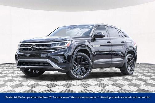 Deep Black Pearl Effect 2023 Volkswagen Atlas Cross Sport 3.6L V6 SE w/Technology