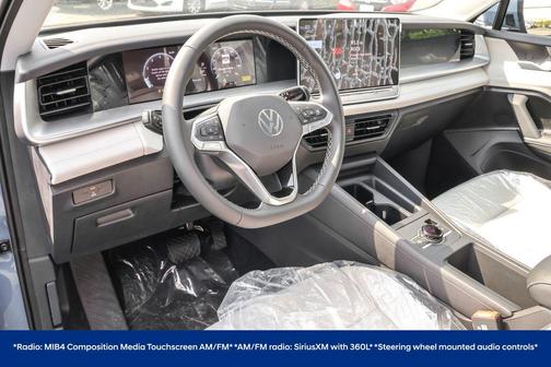 2025 Volkswagen Tiguan 2.0T SE