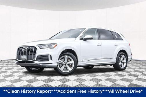 2023 Audi Q7 45 Premium Plus