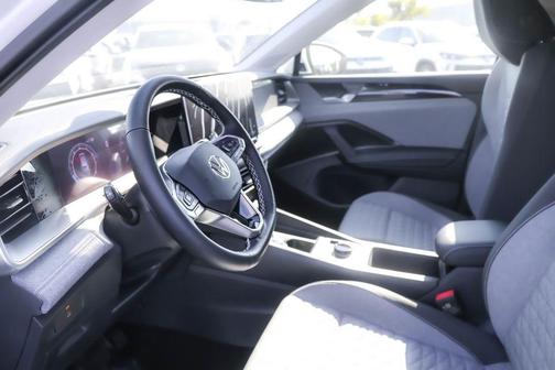 2025 Volkswagen Tiguan 2.0T S