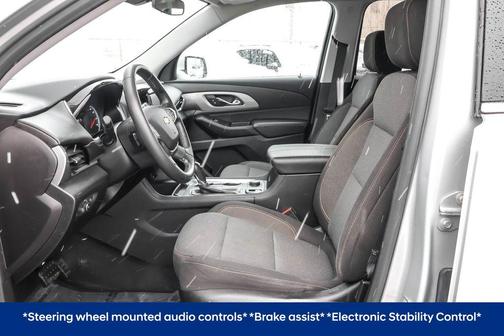 2018 Chevrolet Traverse LT Cloth