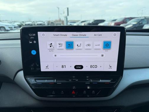 2023 Volkswagen ID.4 Pro